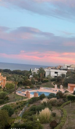 2 bedroom Penthouse with a private 360 rooftop terrace with sea and mountain views Bahía De Casares